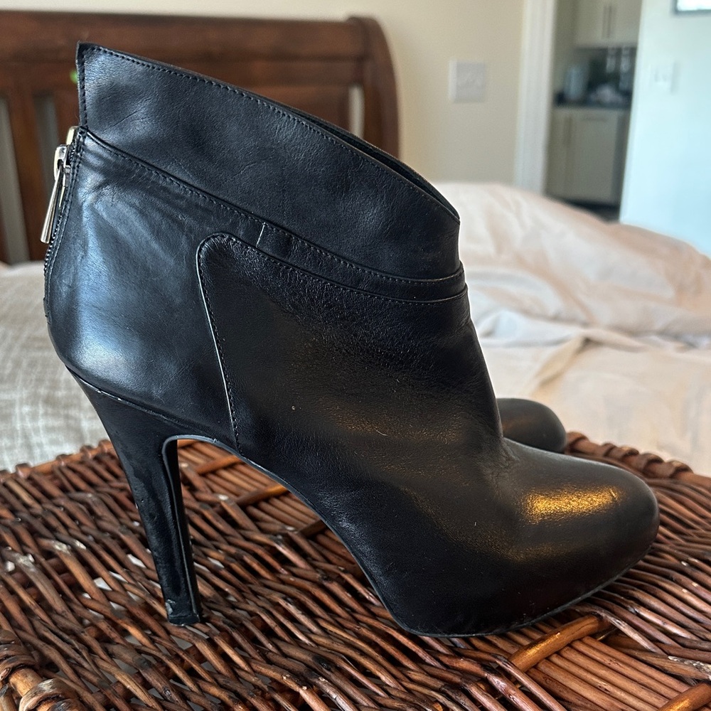 Jessica Simpson Black Ankle Booties